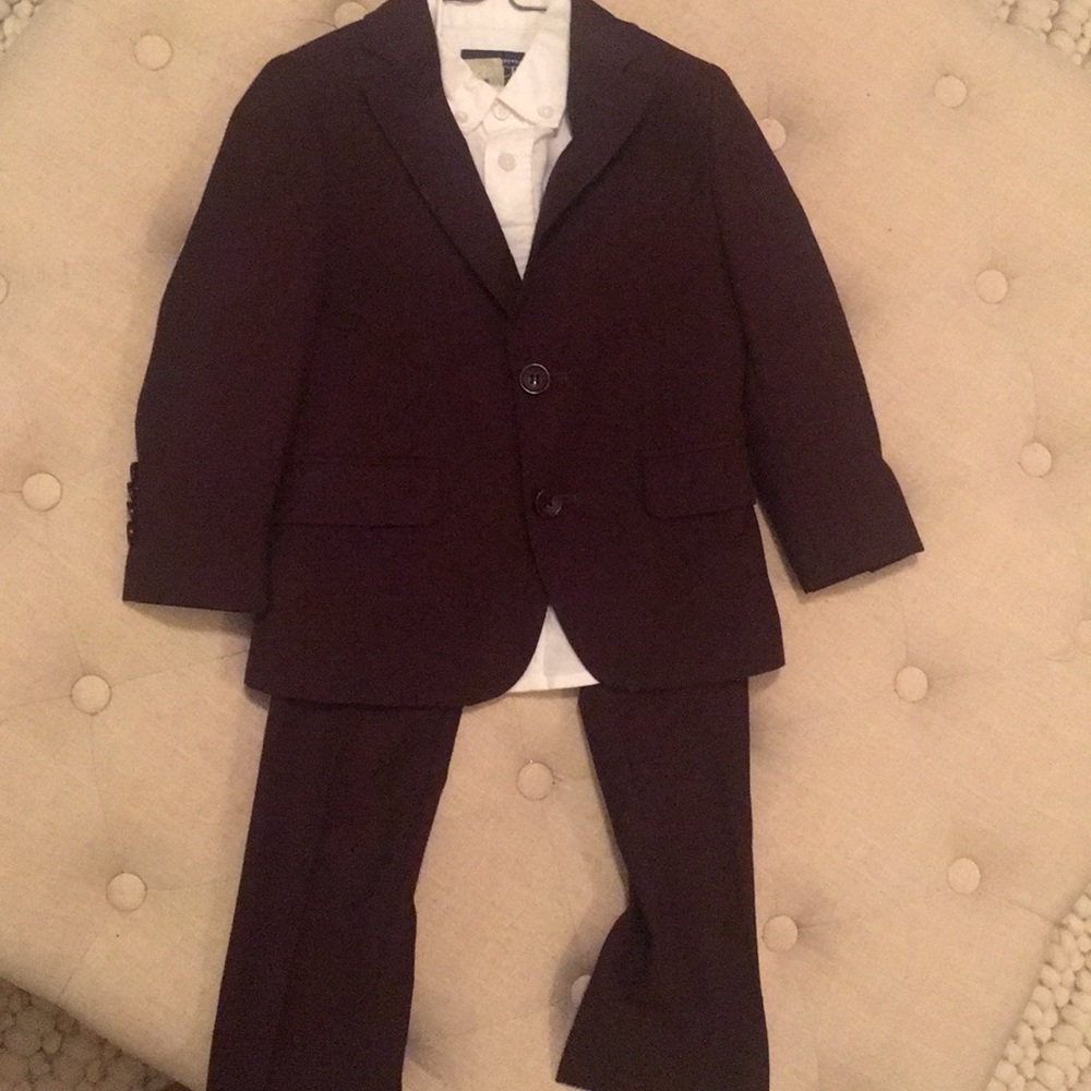 3 piece suit for boys Isaac Mizrahi